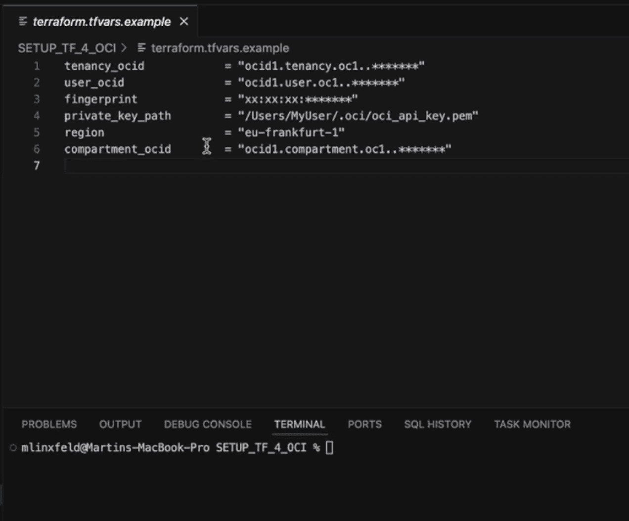 VS Code terraform.tfvars example for OCI Terraform TF_VAR variables